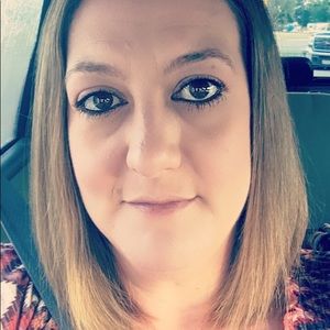 Meet your Posher, Kara